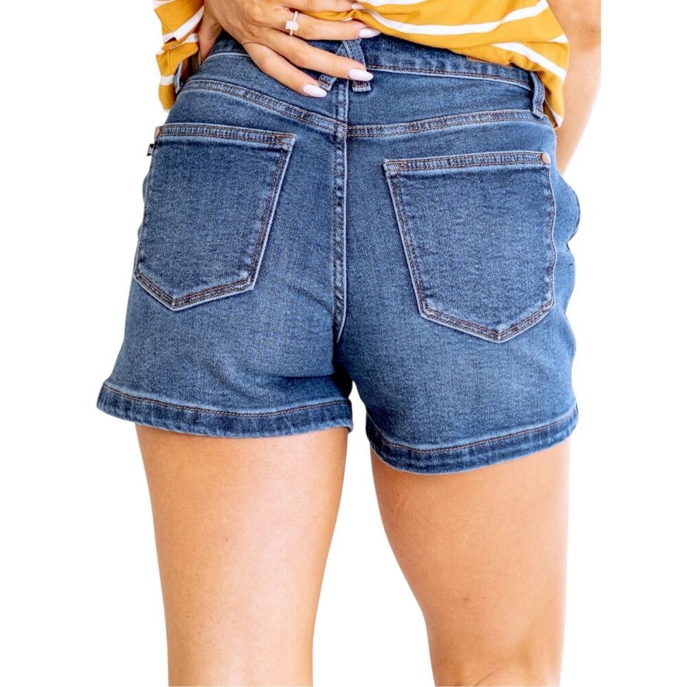 Judy Blue Double Button High Rise Denim Shorts Dark Wash Stretch Size XL NWT - Picture 3 of 11